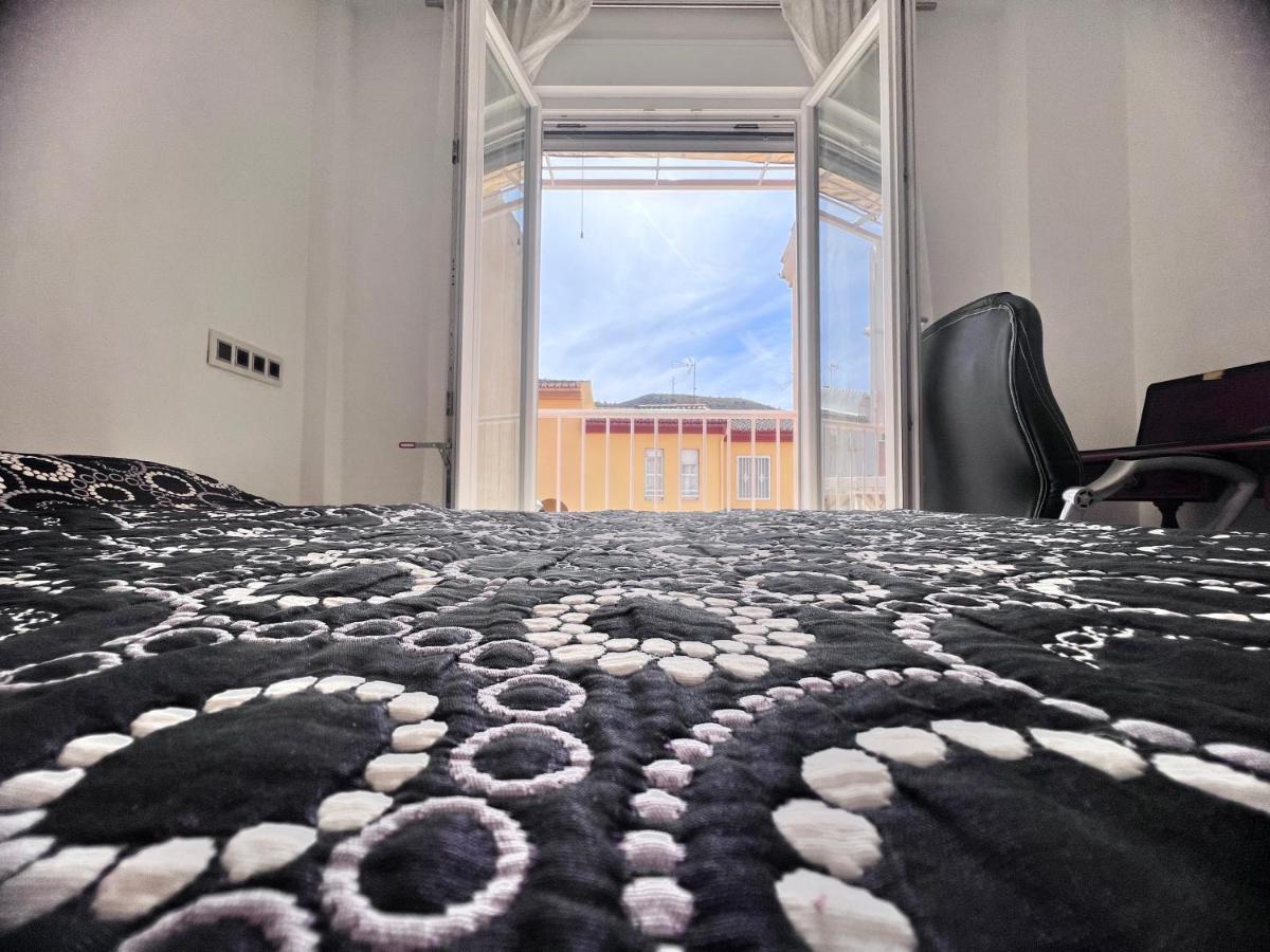 Casa Ideal Familias Y Grupos Con Balcones Exterior Soleada Patios Cerca Alhambra, Sierra Nevada, Rio Genil, Lancha Del Genil, Parque Llano Y Reloj Del Sol Con Barbacoas, Campo De Futbol, Circuito Gimnasia Granada Exterior foto